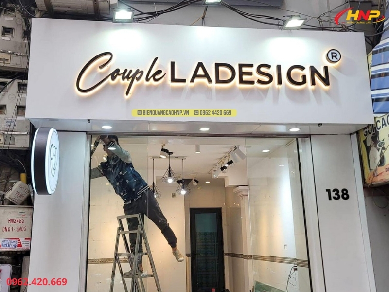 Công Ty Làm Biển Hiệu Shop Quần Áo