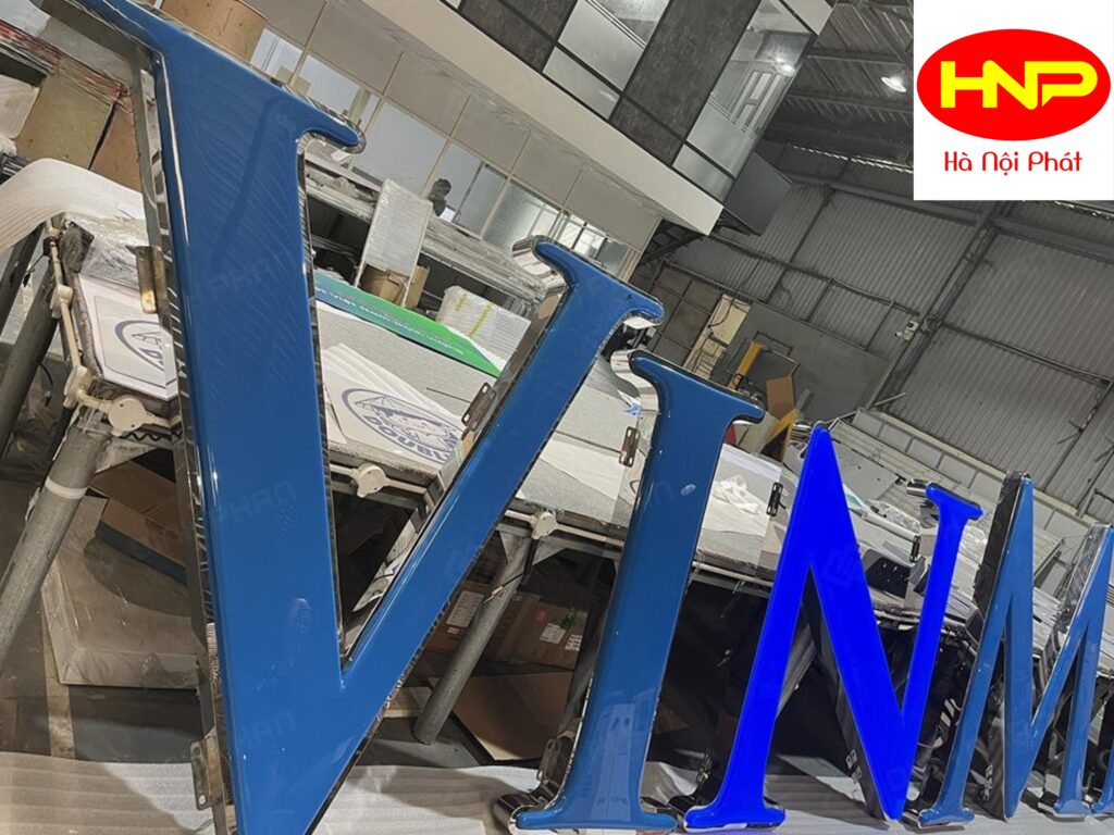 Đơn Vị Thi Công Bộ Chữ Nóc Tòa Nhà Giá Giá Rẻ