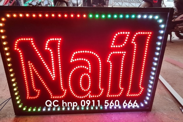 bảng hiệu spa sang trọng - Đẹp Hút Khách
