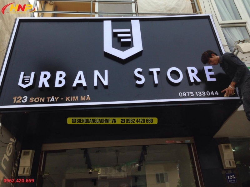 Biển Quảng Cáo Shop Quần Áo Hà Nội