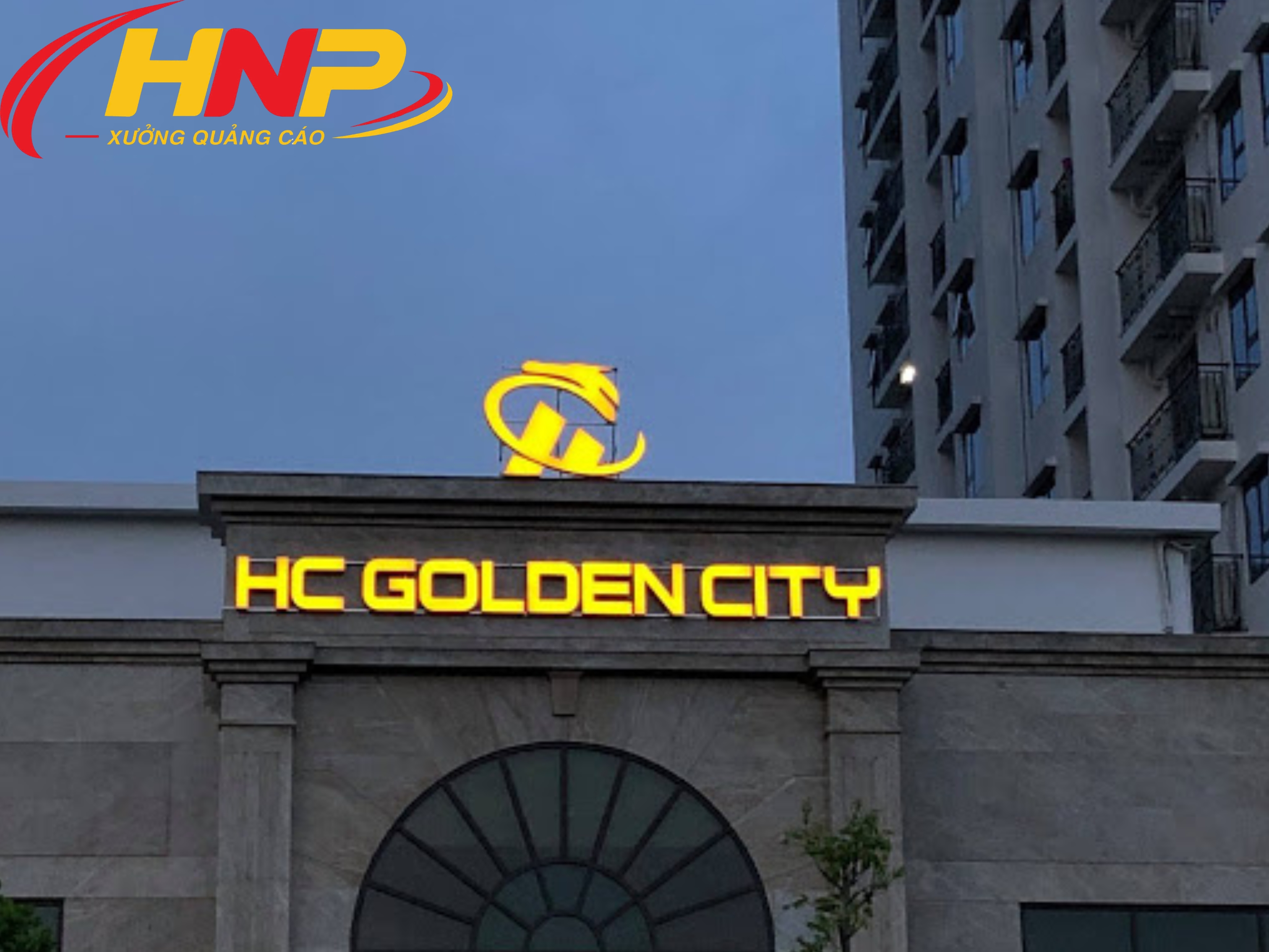 3Đơn Vị Thi Công Bộ Chữ Nóc Tòa Nhà Giá Rẻ