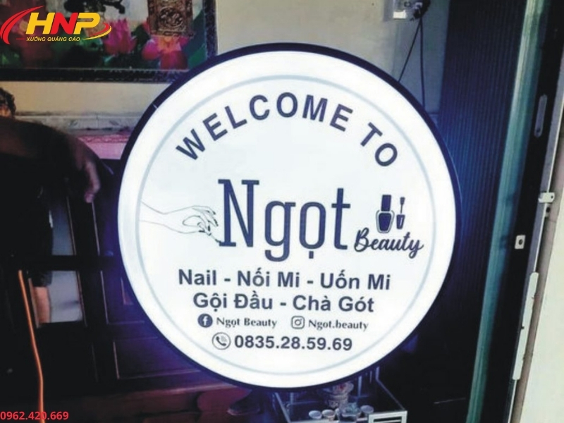 Thi Công Biển Vẫy Uy Tín Tại Hà Nội