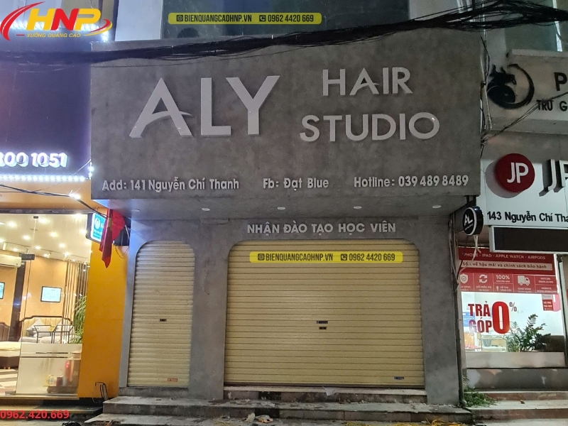 Thi Công Biển Quảng Cáo Salon Tóc Chuyên Nghiệp