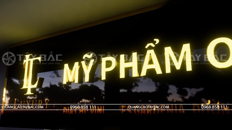 Bien-quang-cao-shop-my-pham-it-6