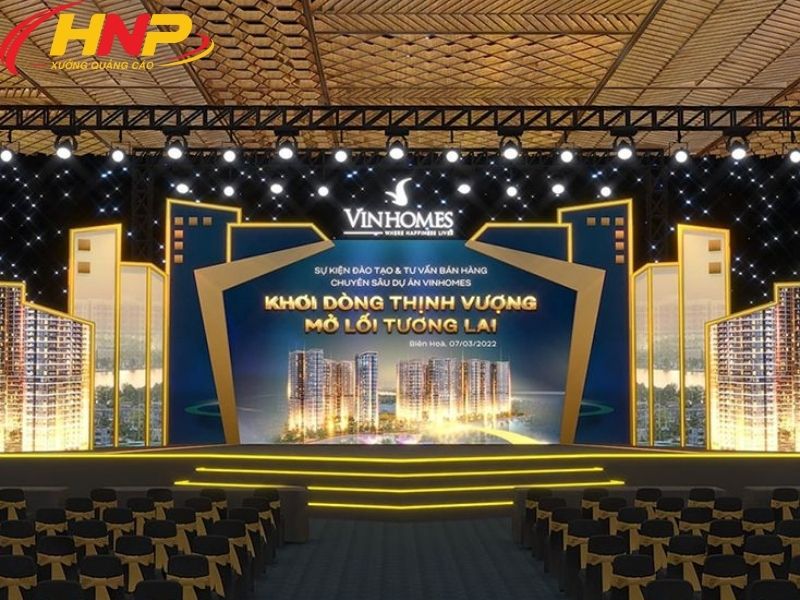 làm backdrop lễ tân giá rẻ