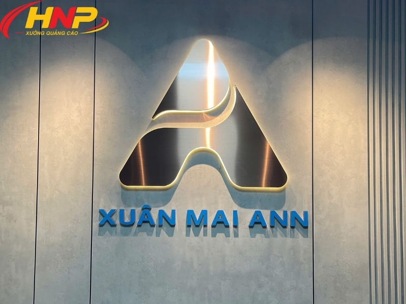 backdrop logo Xuân Mai