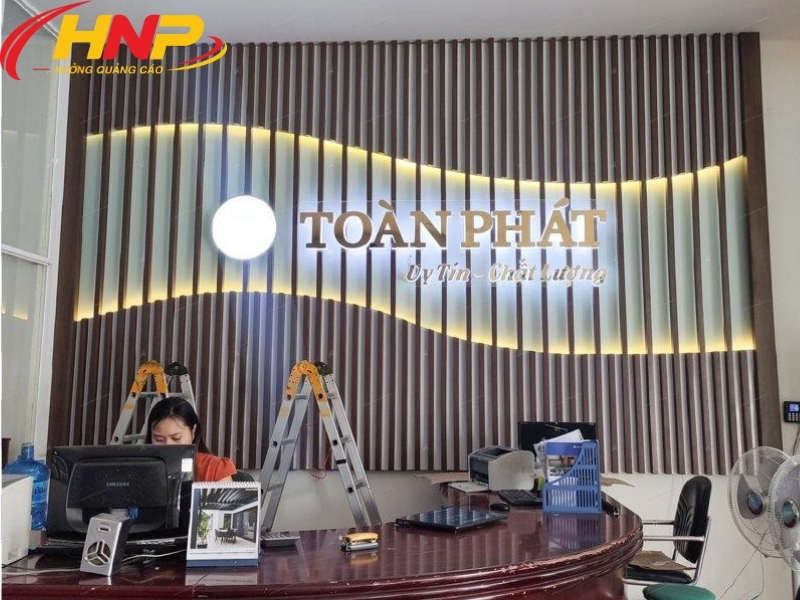 backdrop lễ tân alu